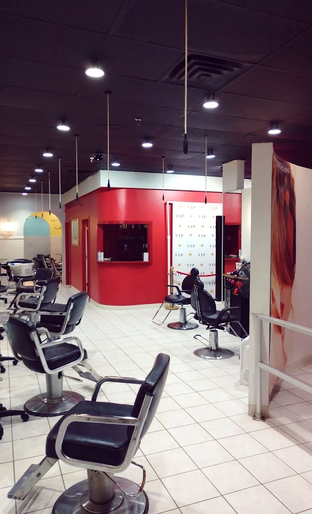 The VIP station area of the salon